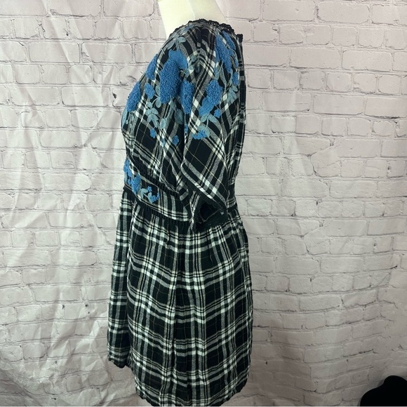 Anthropologie sarah plaid embroidered tunic  dress sz 10 petite Dolman Sleeve - Picture 2 of 9